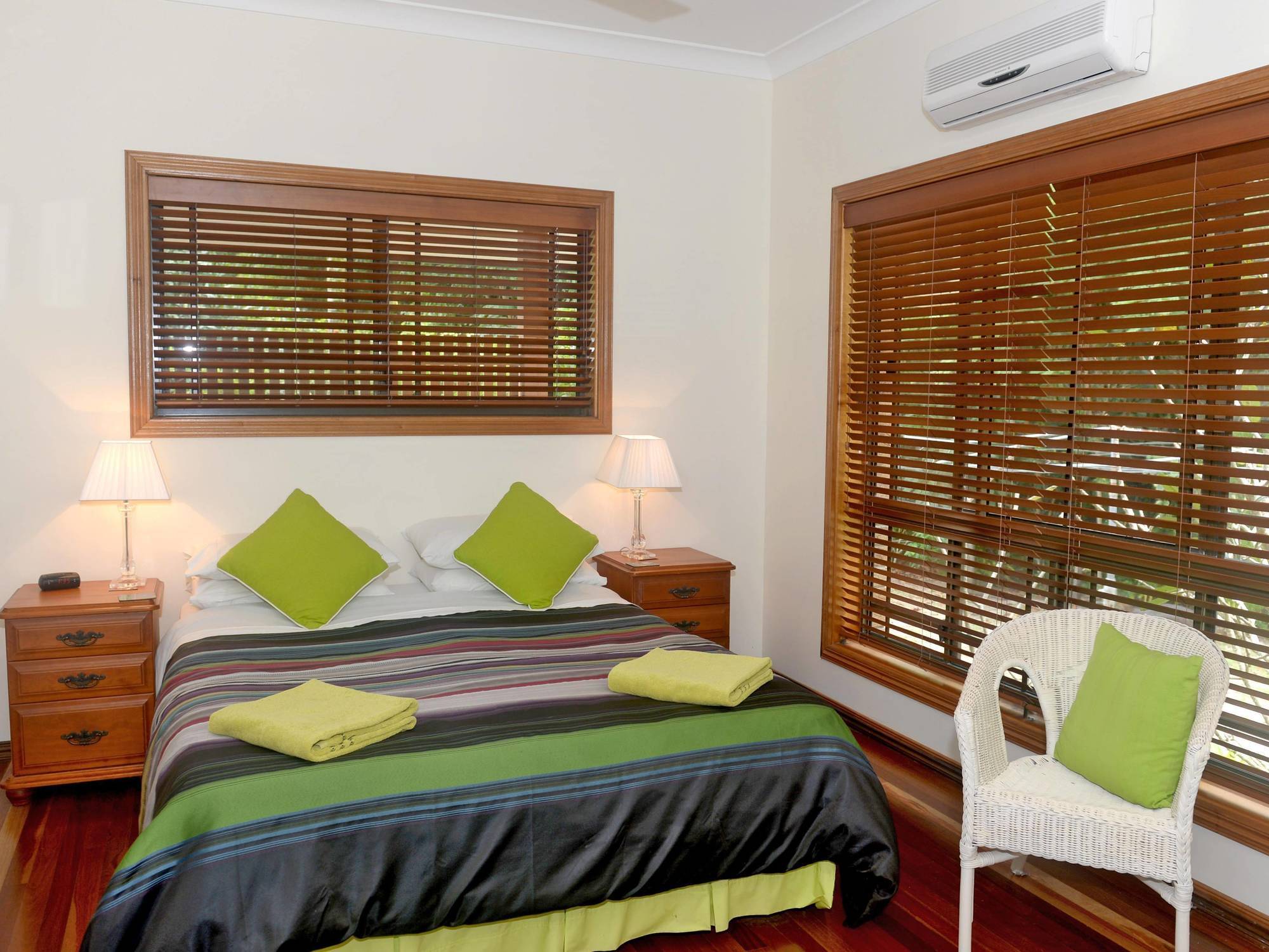 Hibiscus Lodge Bed & Breakfast Wongaling Beach Buitenkant foto